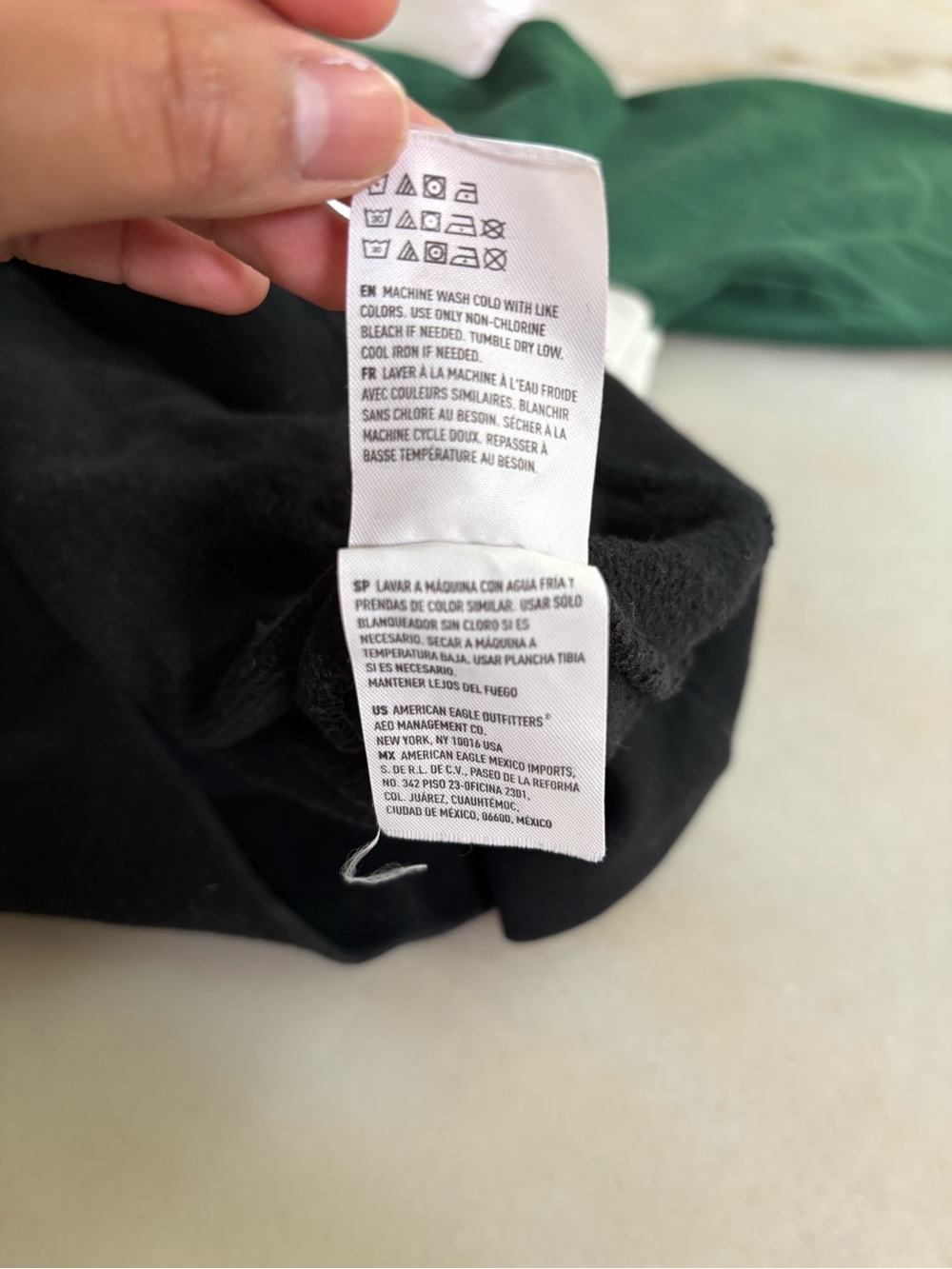 American Eagle Outfitters Green, White & Black Colorblock Crewneck Pullover - Picture 6 of 7